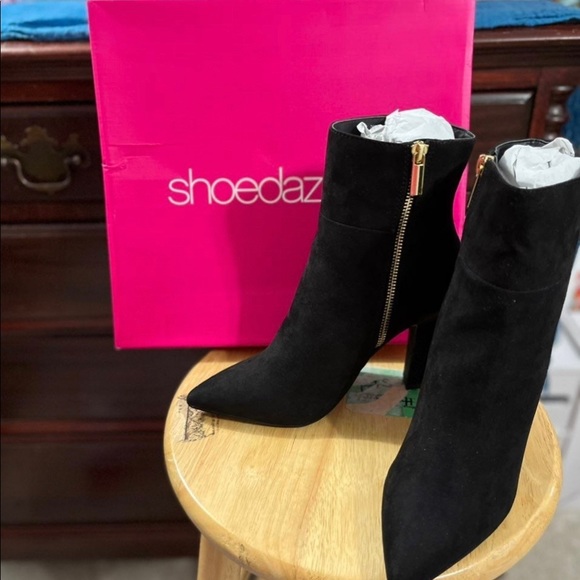 Shoe dazzel Black Pointed High Heeled Ankle Boots size 8.5 - Picture 3 of 4